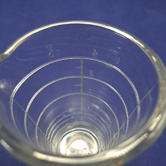 Vintage Eastman Kodak Glass Graduated Measuring Cup With Spout Rochester NY - Picture 7 of 16